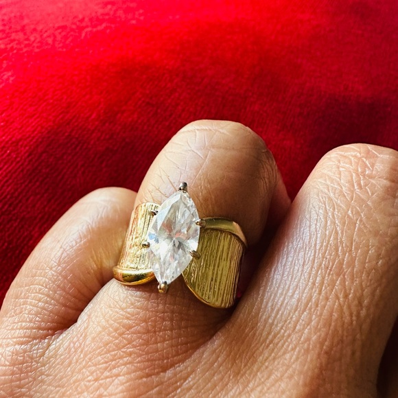 14k solid gold “6” - Picture 1 of 8